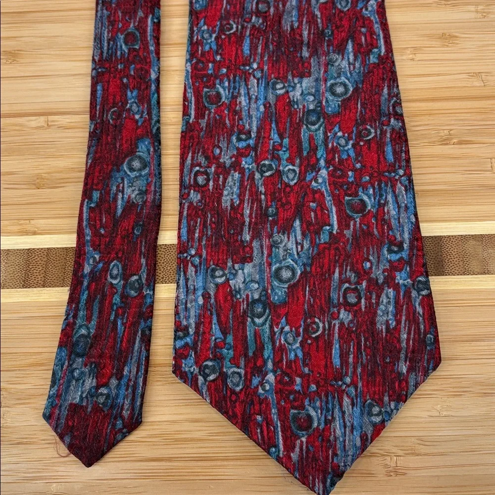 Stonehenge‎ Neck Tie